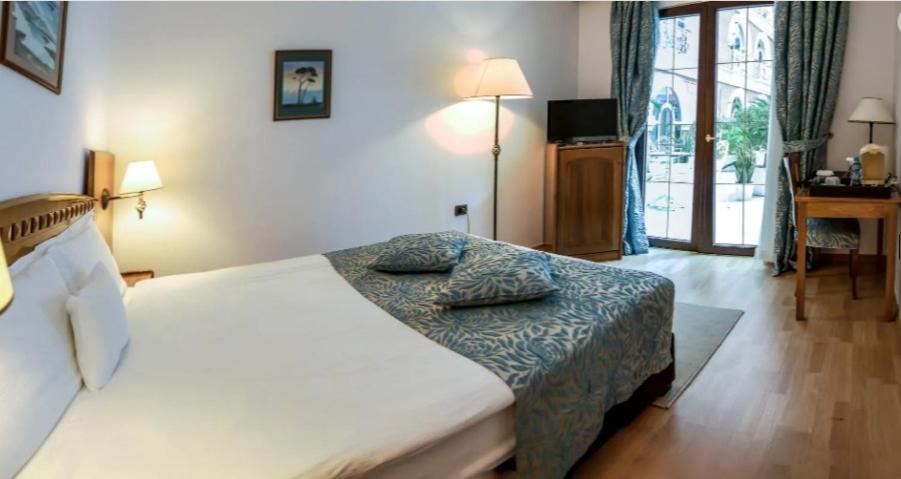 Hotel Xheko Imperial Luxury & Tirana